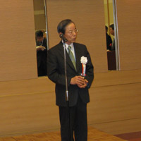 西日本プラスチック製品工業協会　会長　原 襄輔
